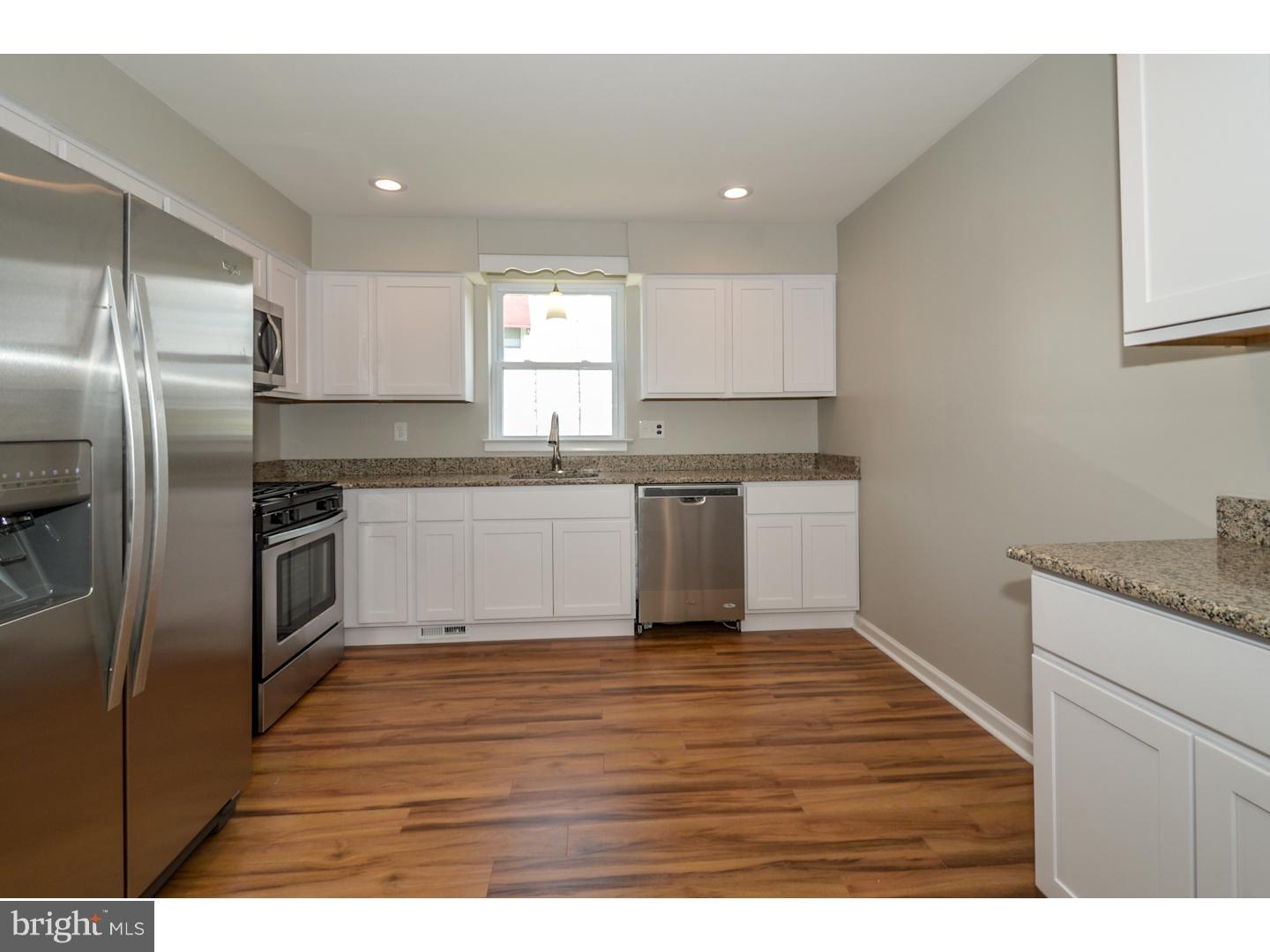 3900 Fairdale Road, Unit A Philadelphia, PA 19154 - Photo 5 of 18 Kitchen