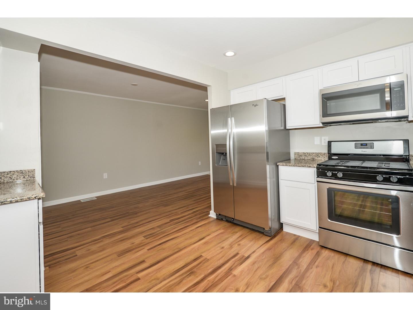 3900 Fairdale Road, Unit A Philadelphia, PA 19154 - Photo 6 of 18 Kitchen