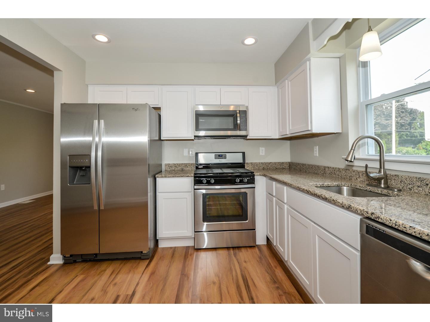 3900 Fairdale Road, Unit A Philadelphia, PA 19154 - Photo 7 of 18 Kitchen