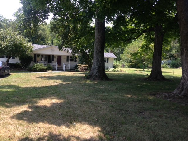 2475 South Lower Indiana Road Vincennes, IN 47591 - Photo 1 of 5 Gallery Image 1