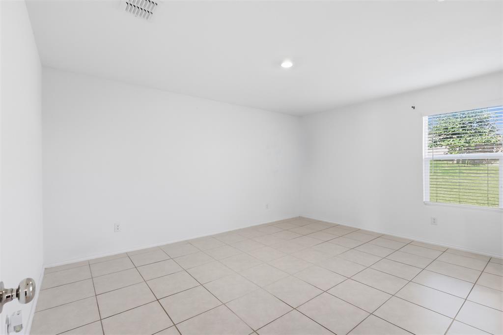 9712 Trusler Road Fort Worth, TX 76179 - Photo 18 of 31