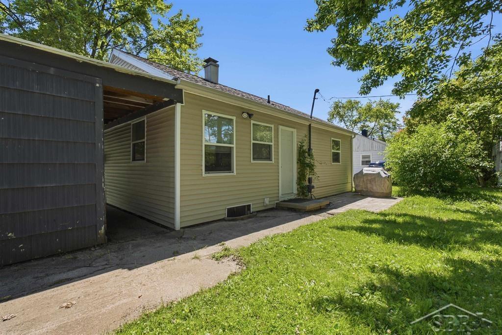 1013 East St Andrews Road Midland, MI 48642 - Photo 16 of 19 50212697-ea72957a-cb8a-41be-a14c-444c8fa1cd35.JPG