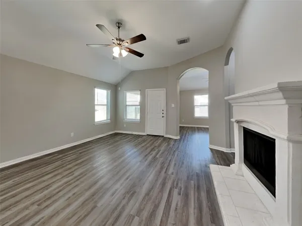 $2,250 | 3007 Lockeridge Village Drive, Spring, TX 77386