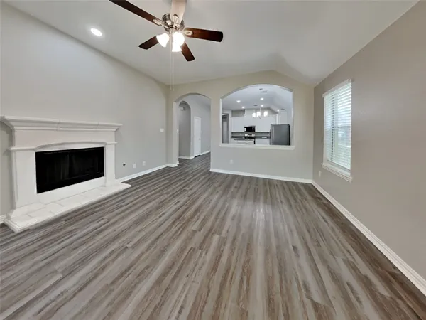 $2,250 | 3007 Lockeridge Village Drive, Spring, TX 77386