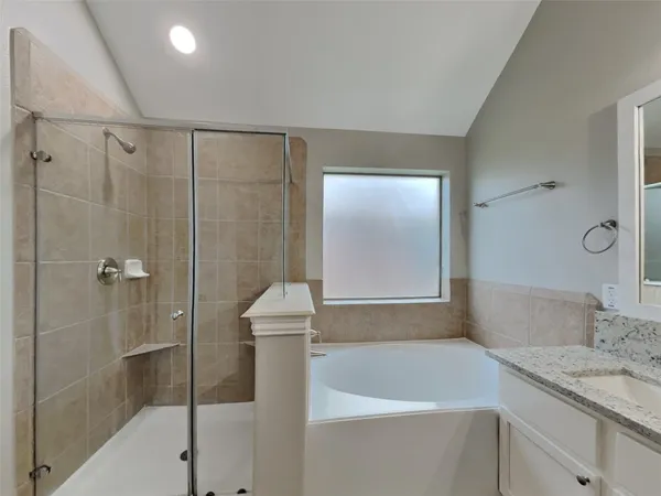 $2,250 | 3007 Lockeridge Village Drive, Spring, TX 77386
