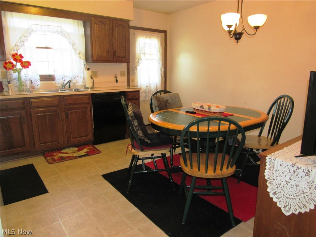 3924 Stow Road Stow, OH 44224 - Photo 6 of 15 Gallery Image 6