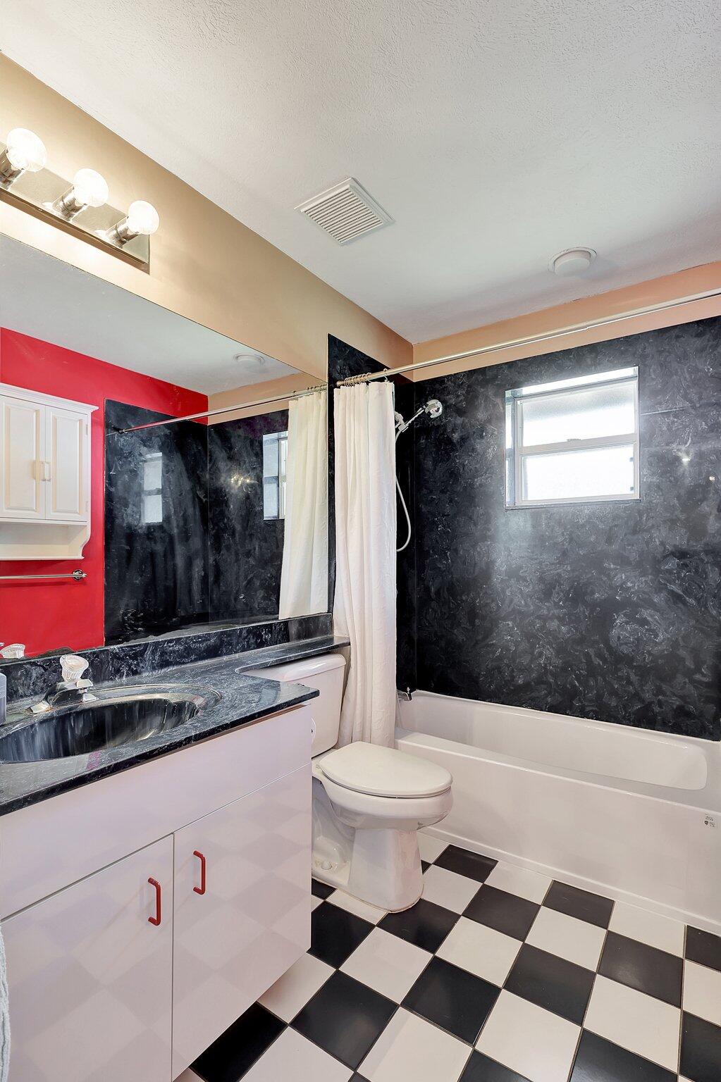 1624 Southwest Gregor Way Stuart, FL 34997 - Photo 41 of 69 Bath 2