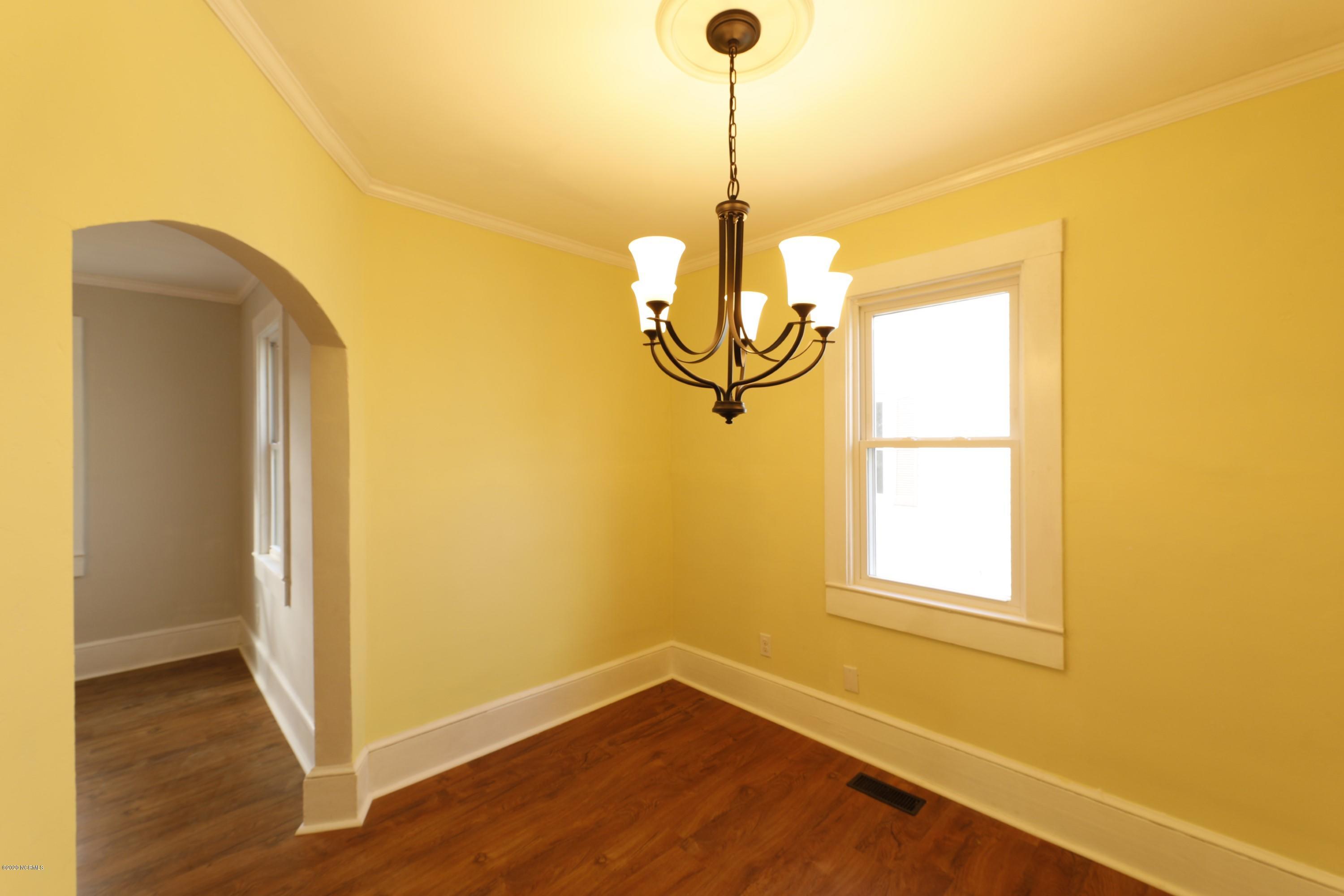 413 South Raleigh Street Wallace, NC 28466 - Photo 5 of 21 _GW_9006etf (Custom)