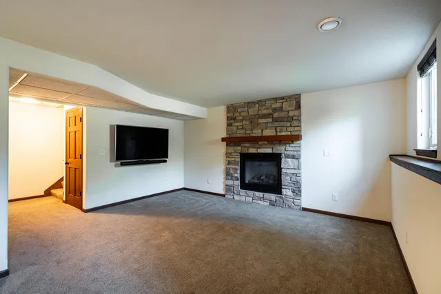 $725,000 | N71W24818 Wildwood Way, Lisbon, WI 53089