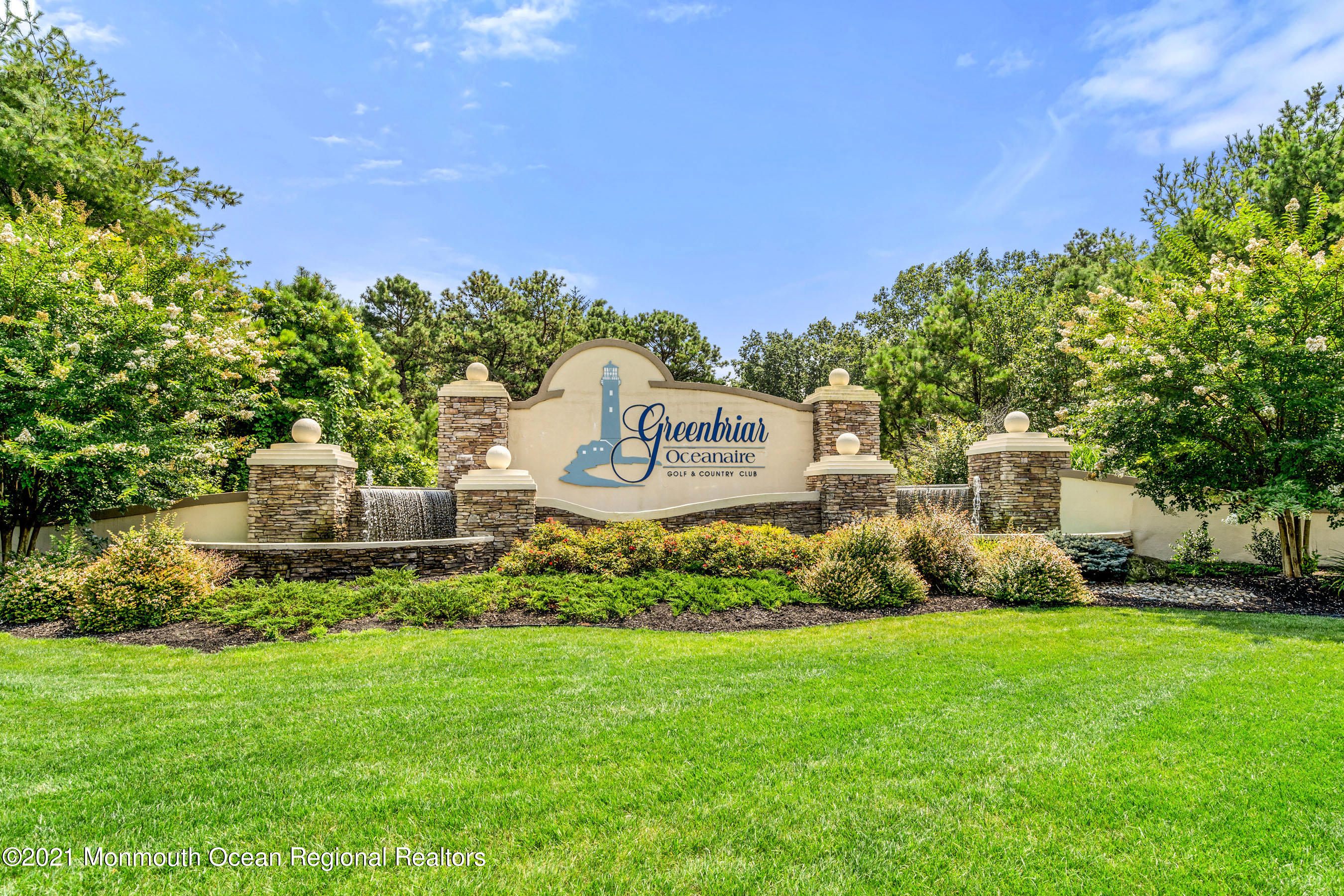 7 Millstone Way Waretown, NJ 08758 - Photo 44 of 45 a garden with trees in the background