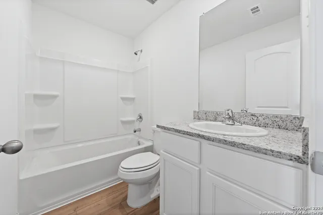 $1,915 | 11940 Stroud Drive, San Antonio, TX 78252