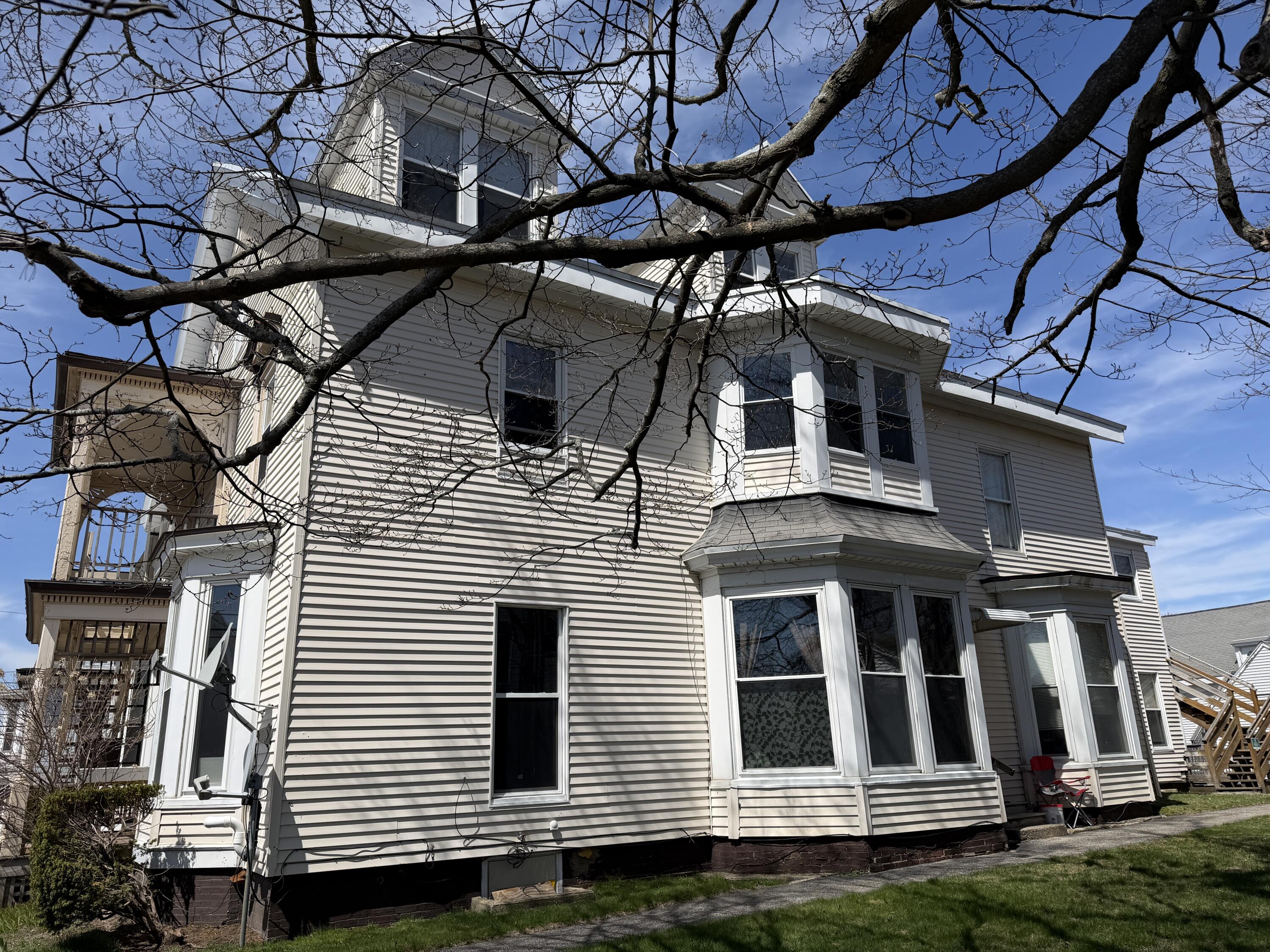 344 Main Street Biddeford, ME 04005 - Photo 4 of 18 4