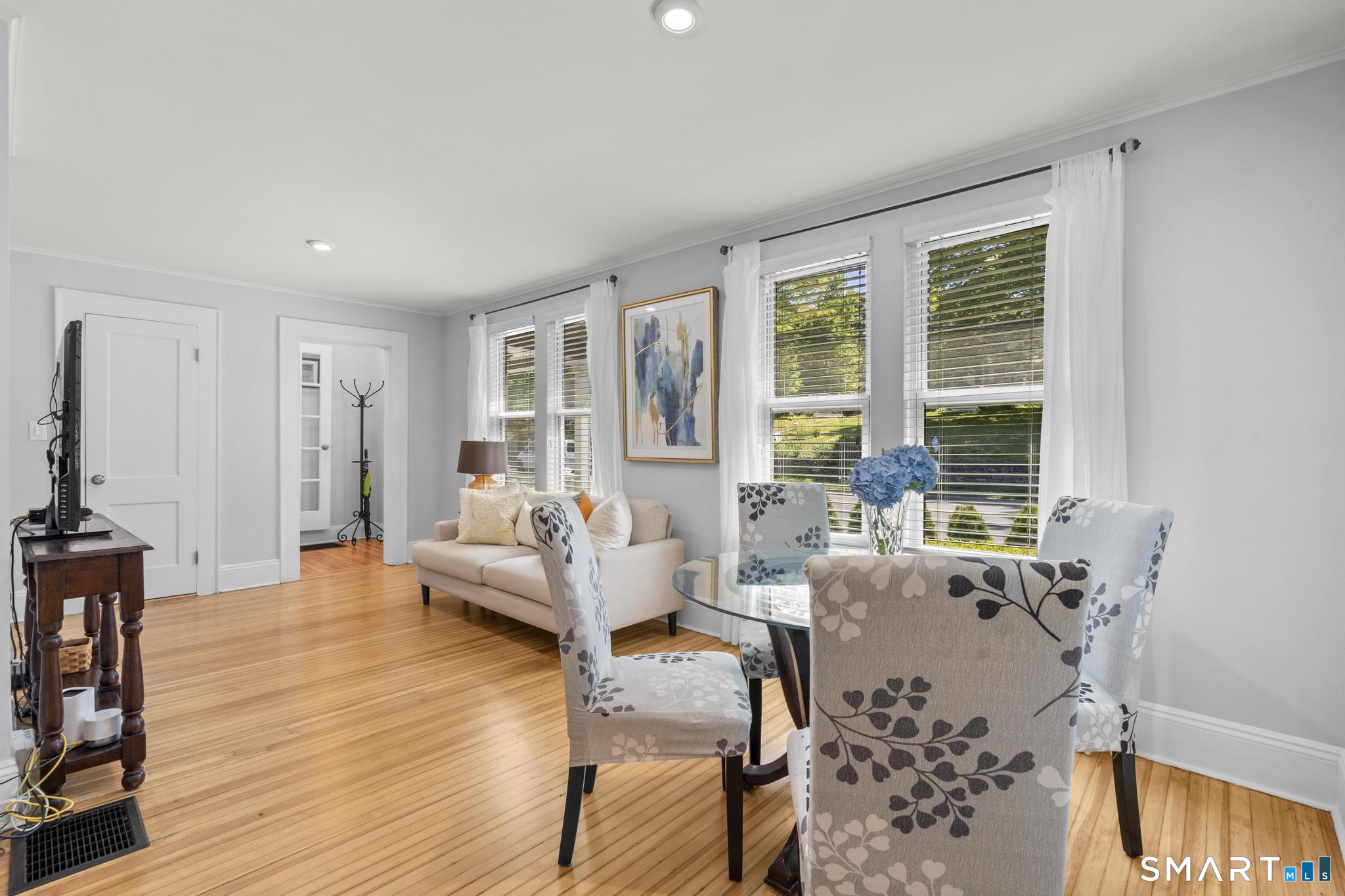 324 Villa Avenue Fairfield, CT 06825 - Photo 25 of 40