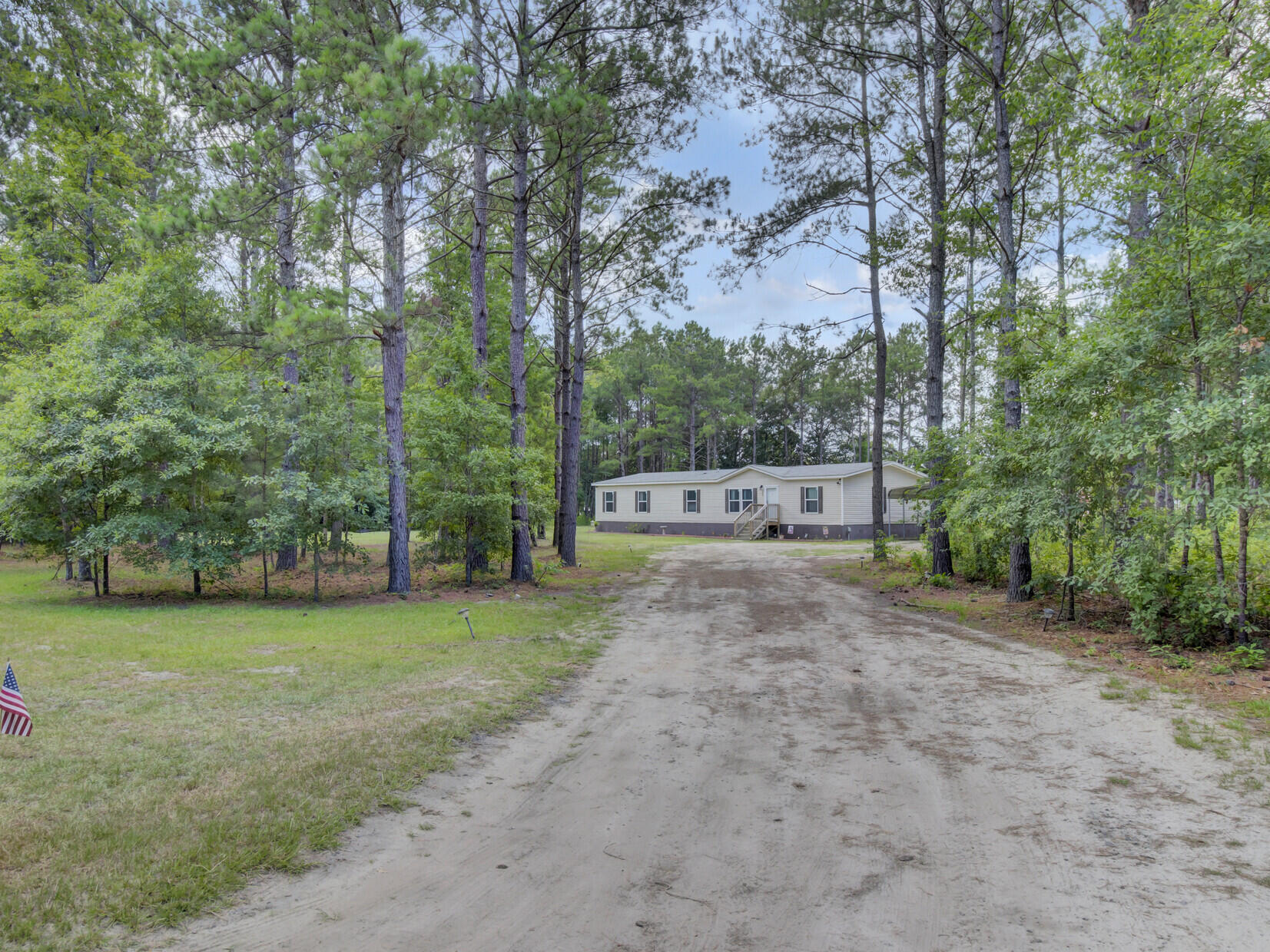 149 Cherry Tree Lane Walterboro, SC 29488 - Photo 4 of 59 08_8_mls