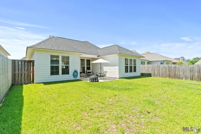$410,000 | 529 Flycatcher Drive, Baton Rouge, LA 70810