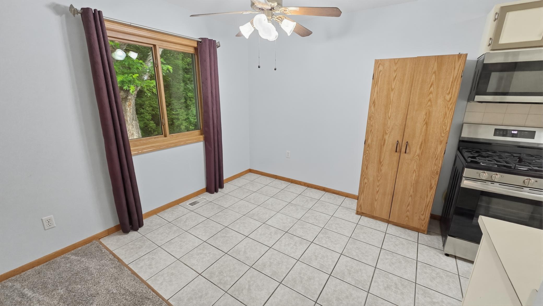 3214 Valley Ridge Drive Eagan, MN 55121 - Photo 6 of 28