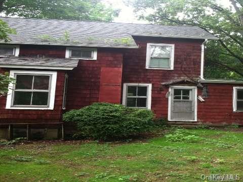 11 Old Post Road East Setauket, NY 11733 - Photo 1 of 1 Gallery Image 1