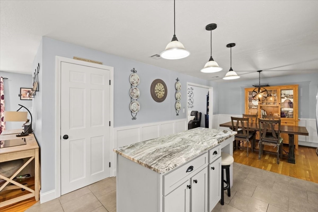 14 Cliff Road Bellingham, MA 02019 - Photo 5 of 40