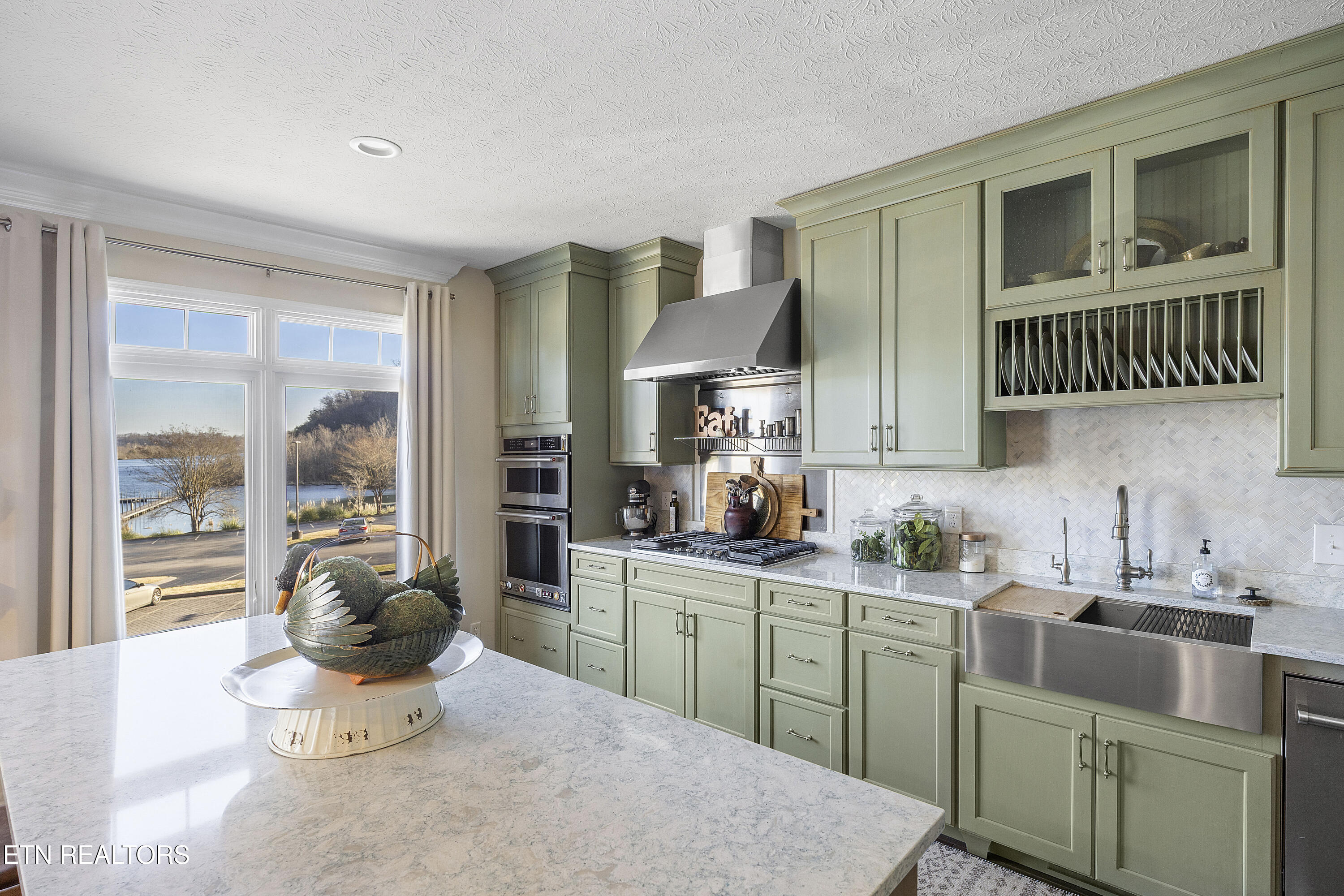 65 Riverview Drive Oak Ridge, TN 37830 - Photo 14 of 33 L40A6494