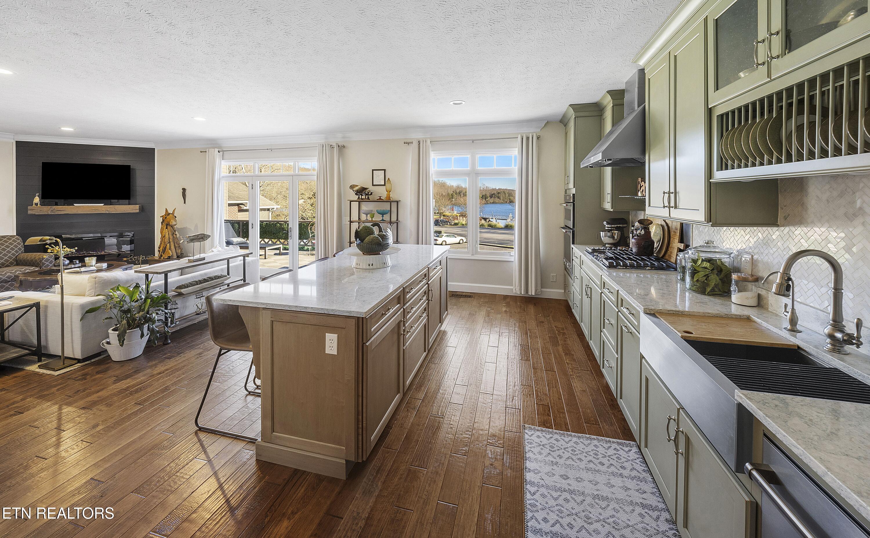 65 Riverview Drive Oak Ridge, TN 37830 - Photo 16 of 33 L40A6454