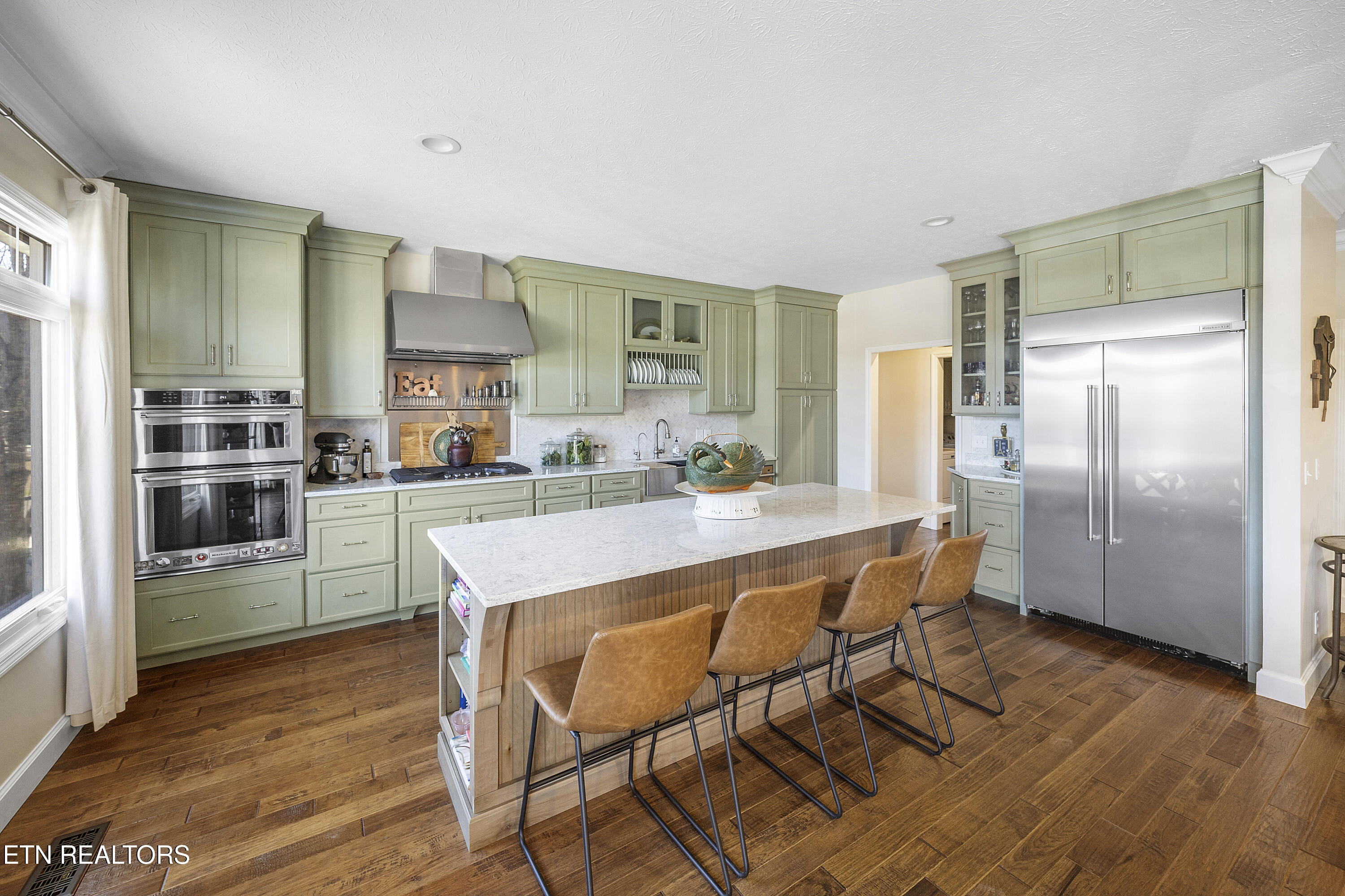 65 Riverview Drive Oak Ridge, TN 37830 - Photo 7 of 33 L40A6418