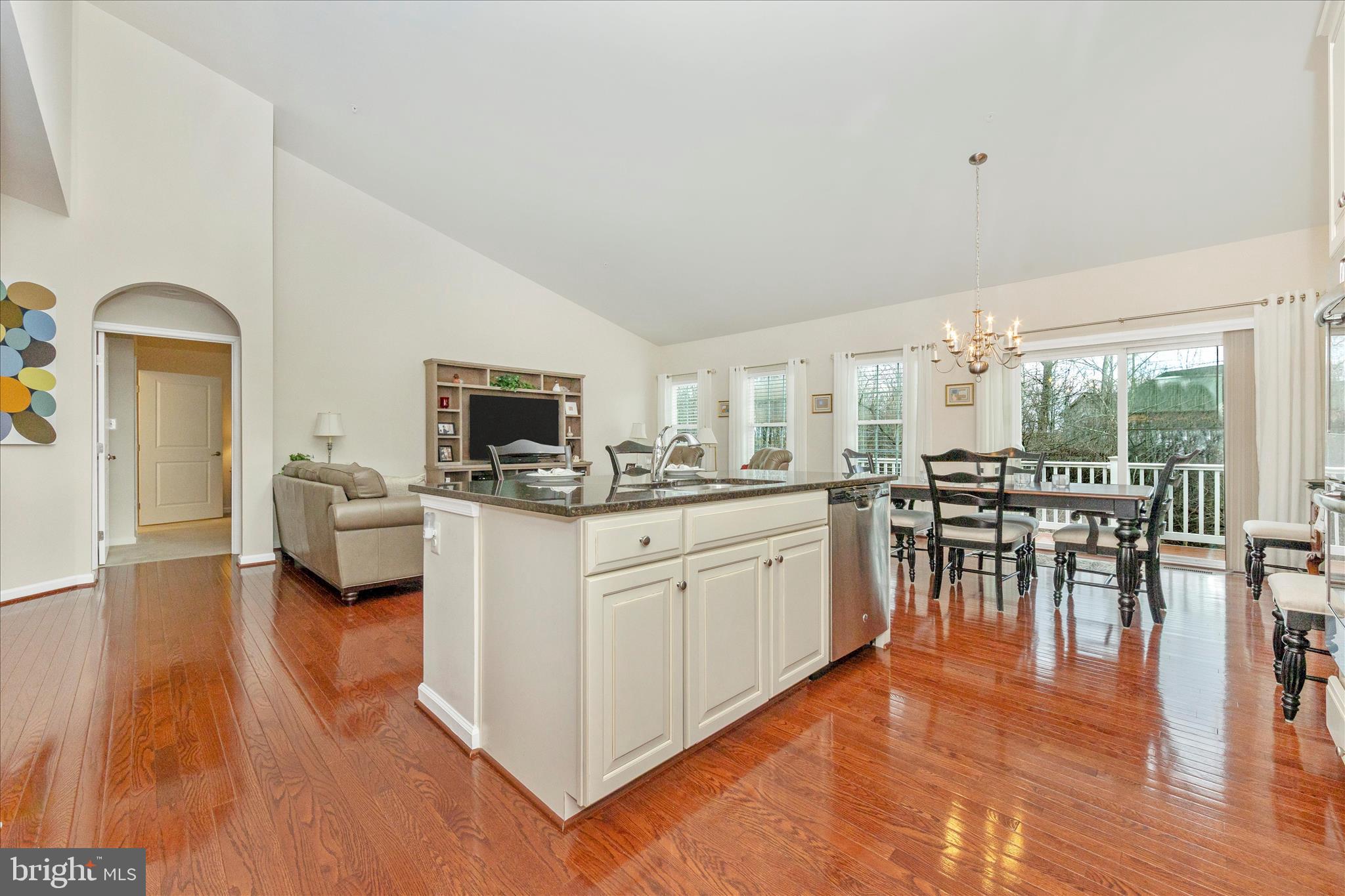 5903 Constance Way New Market, MD 21774 - Photo 11 of 53 Large center isle in kitchen