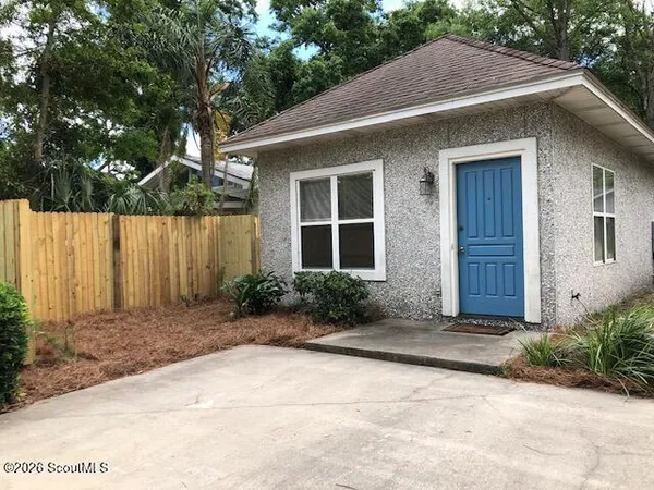 $1,900 | 413 Atlantic Drive, St. Simons Island, GA 31522