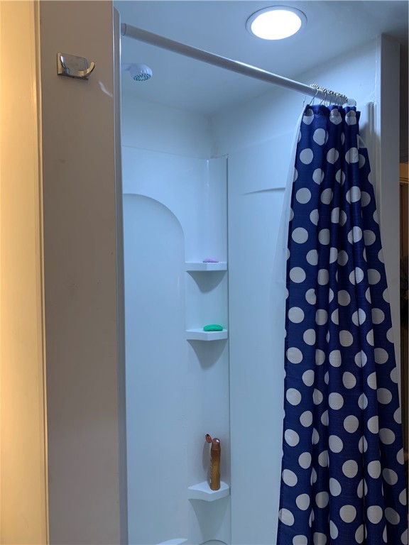 138 High Street Woonsocket, RI 02895 - Photo 12 of 25 2nd Bathroom shower