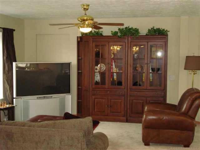 6158 North Rhodes Road Martinsville, IN 46151 - Photo 4 of 12 Gallery Image 4