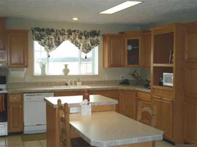 6158 North Rhodes Road Martinsville, IN 46151 - Photo 9 of 12 Gallery Image 9
