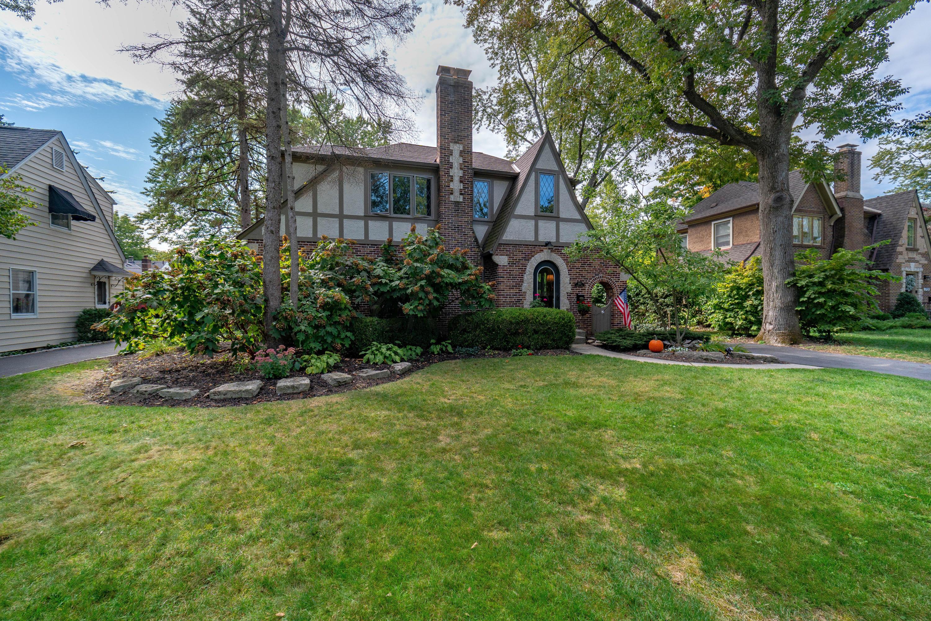 1693 Cardiff Road Columbus, OH 43221 - Photo 1 of 41 Gallery Image 1