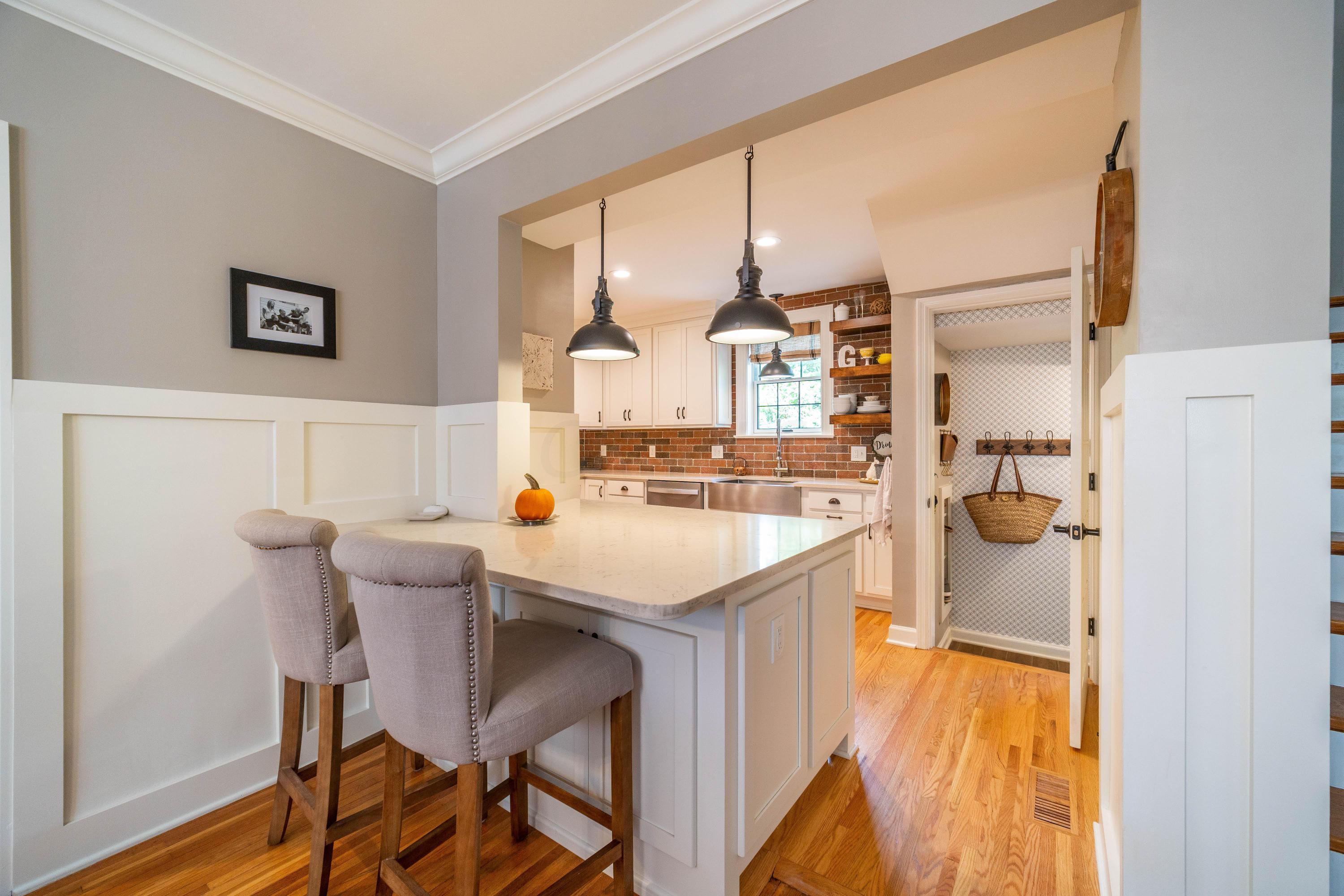 1693 Cardiff Road Columbus, OH 43221 - Photo 12 of 41 Gallery Image 12