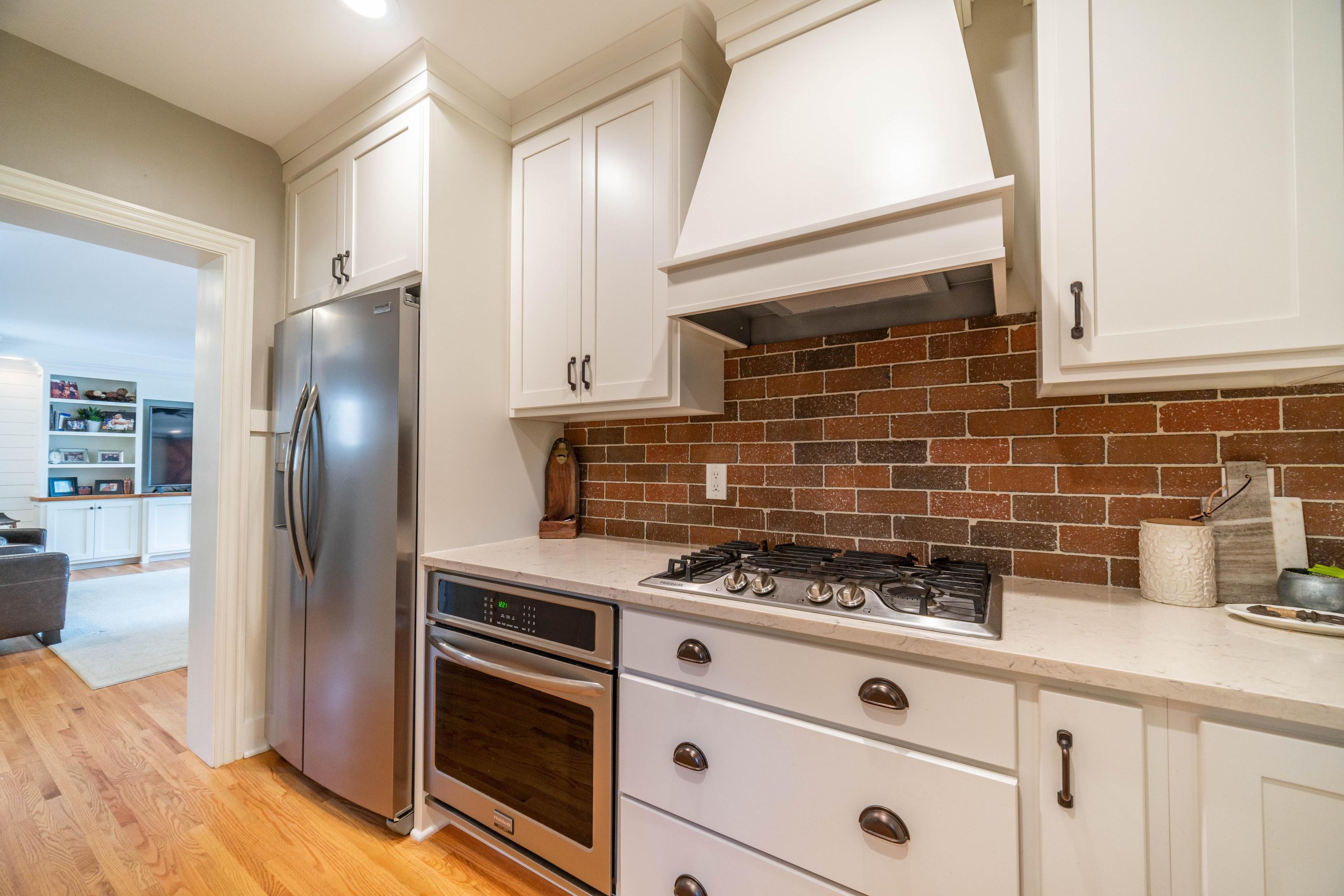 1693 Cardiff Road Columbus, OH 43221 - Photo 19 of 41 Gallery Image 19