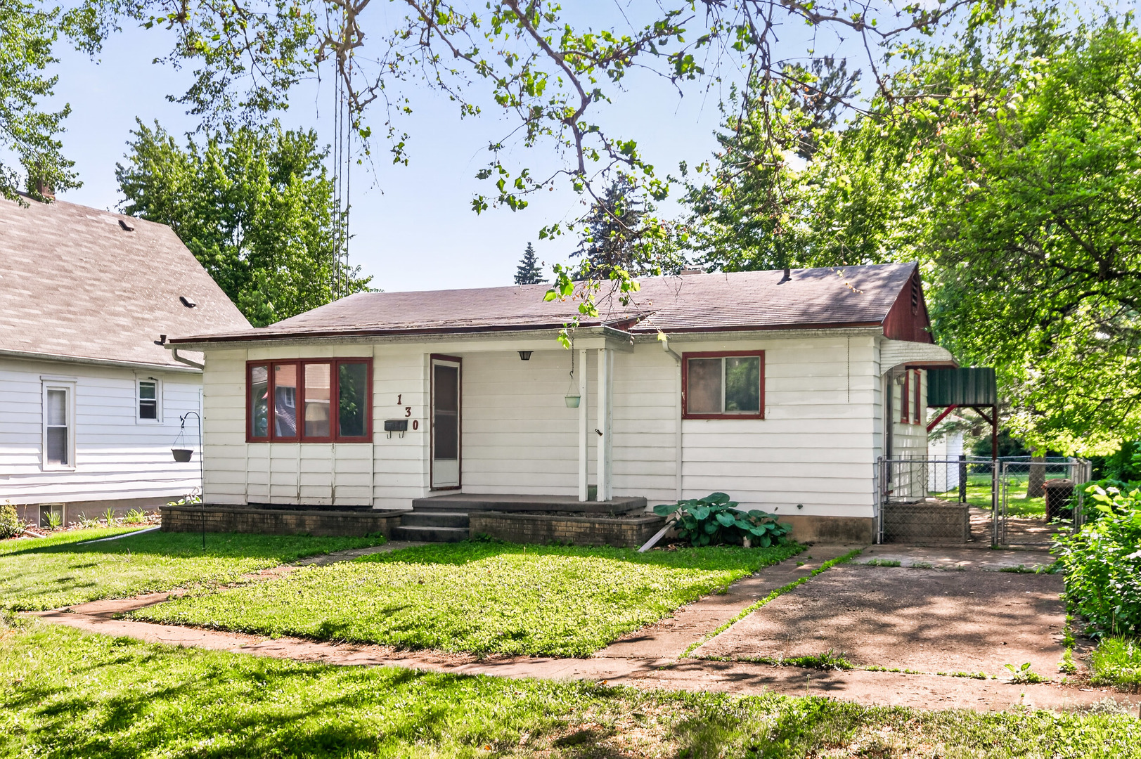 130 South Stott Street Genoa, IL 60135 - Photo 2 of 25