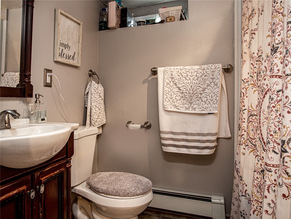 45 Tappan Street Providence, RI 02908 - Photo 16 of 24