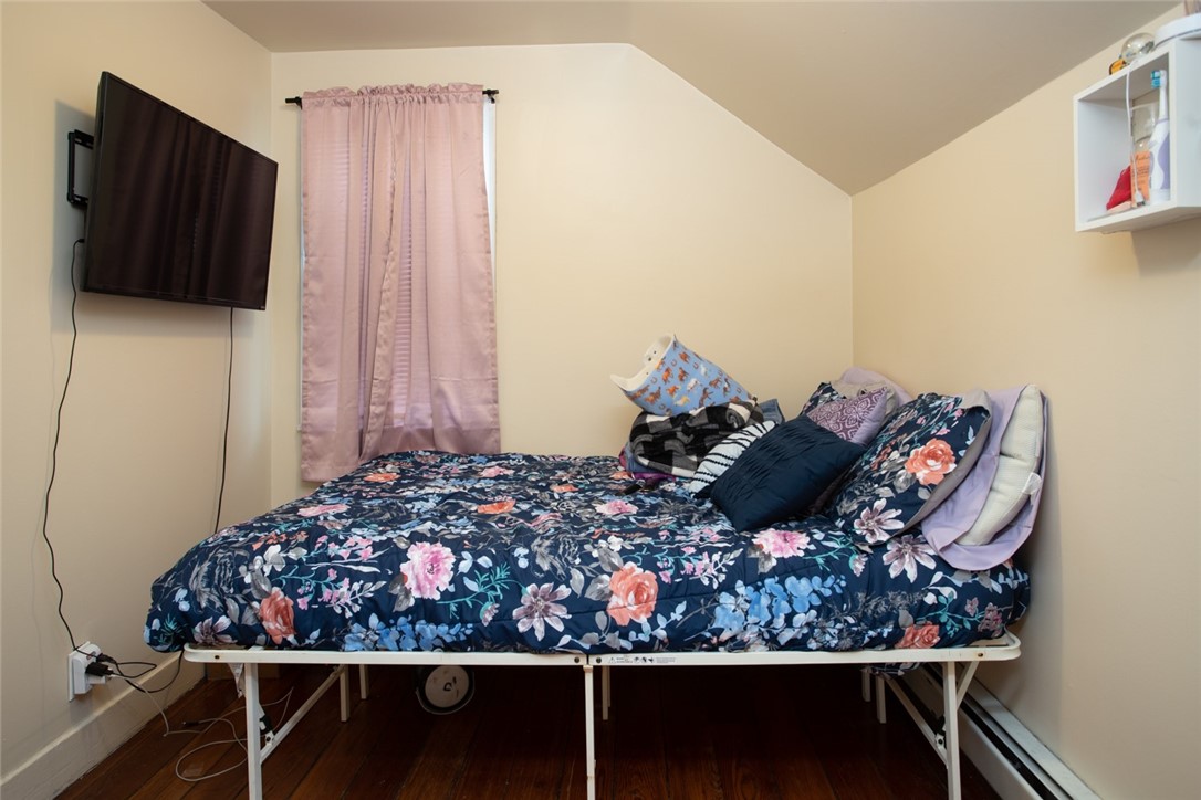 45 Tappan Street Providence, RI 02908 - Photo 19 of 24