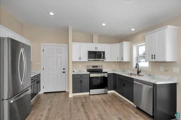 $369,900 | 611 Wrenshall Street, Unit A, Wrenshall, MN 55797