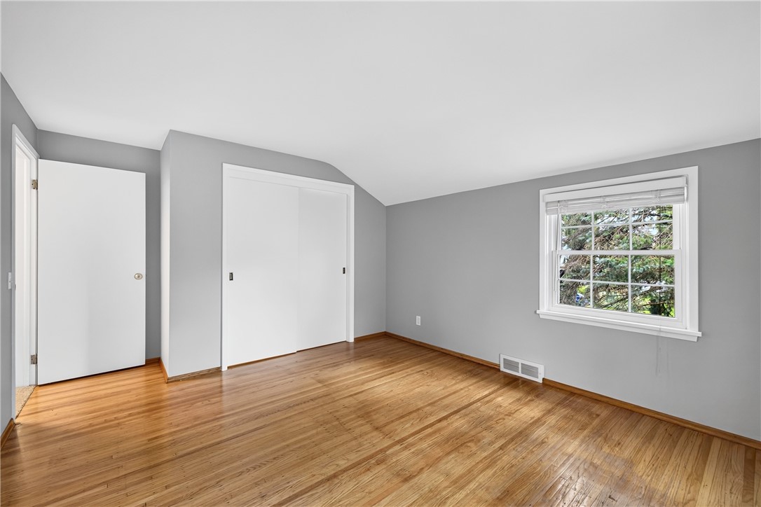 218 Rock Beach Road Irondequoit, NY 14617 - Photo 32 of 38 Gallery Image 32