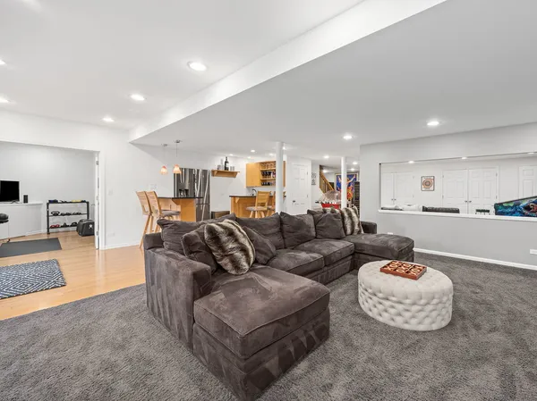 $1,300,000 | 1950 Elmore Avenue, Downers Grove, IL 60515