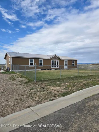 $290,000 | 712 East 1st Street, Marbleton, WY 83113