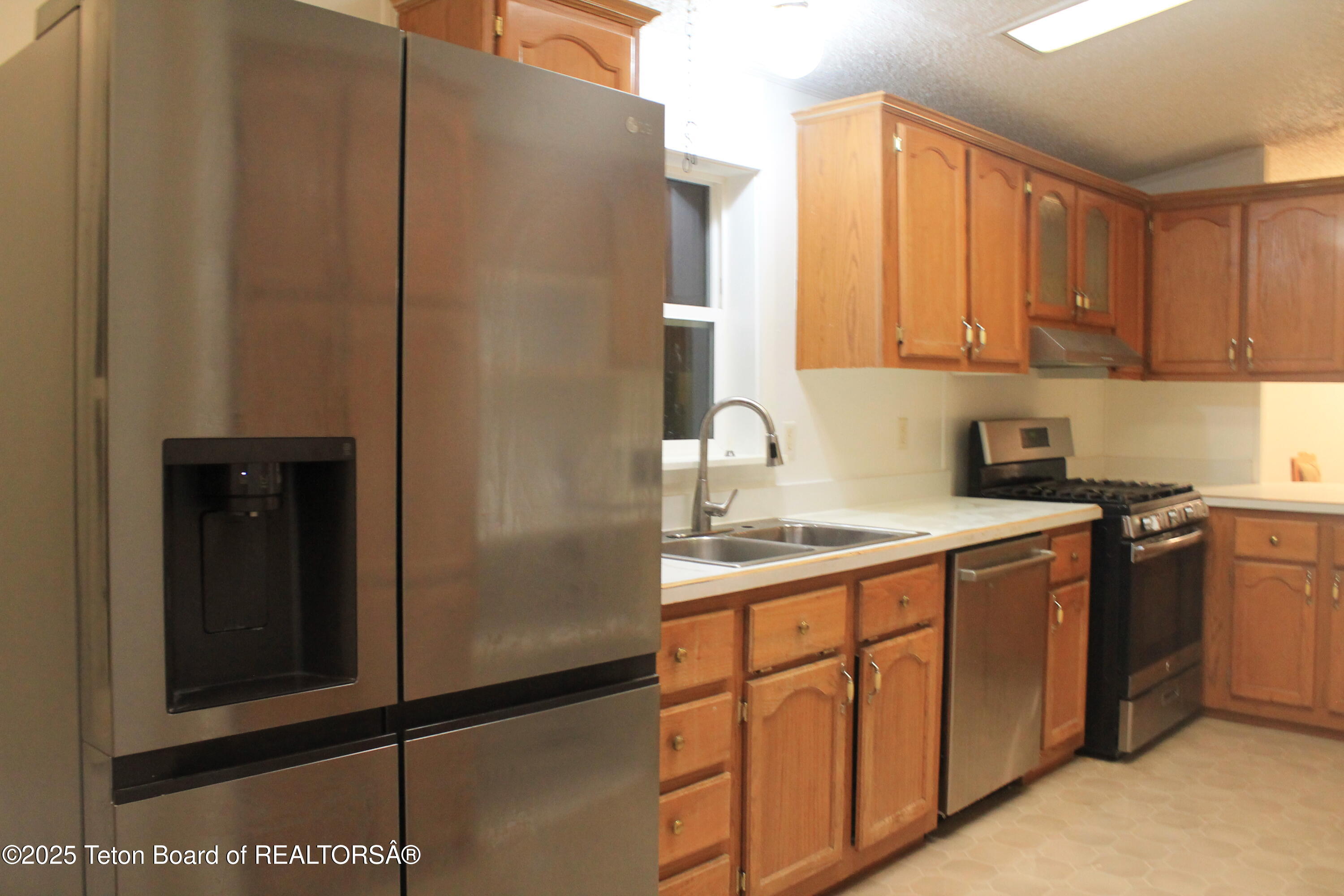 712 East 1st Street Marbleton, WY 83113 - Photo 21 of 29 IMG_5004