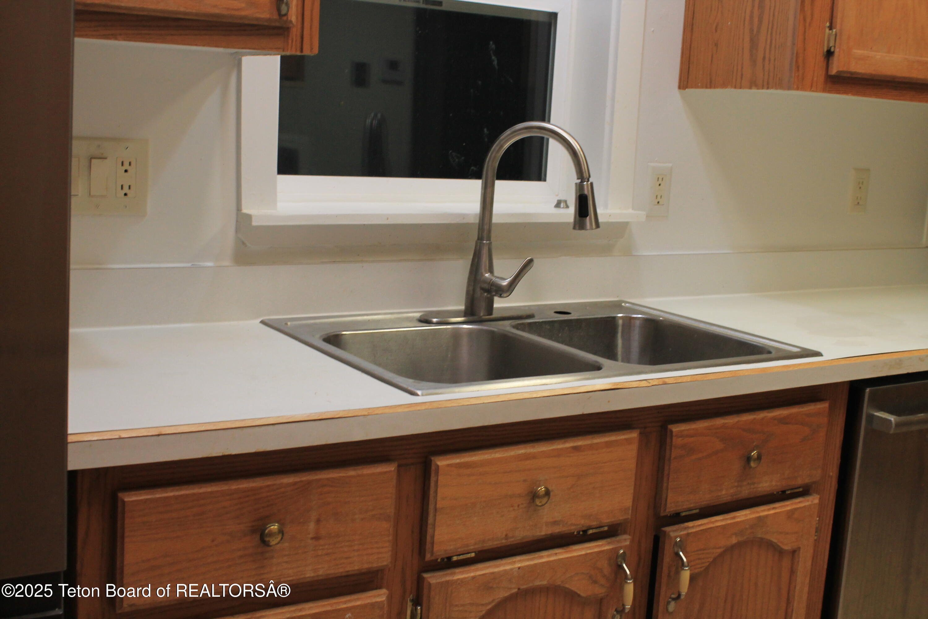 712 East 1st Street Marbleton, WY 83113 - Photo 23 of 29 IMG_5006