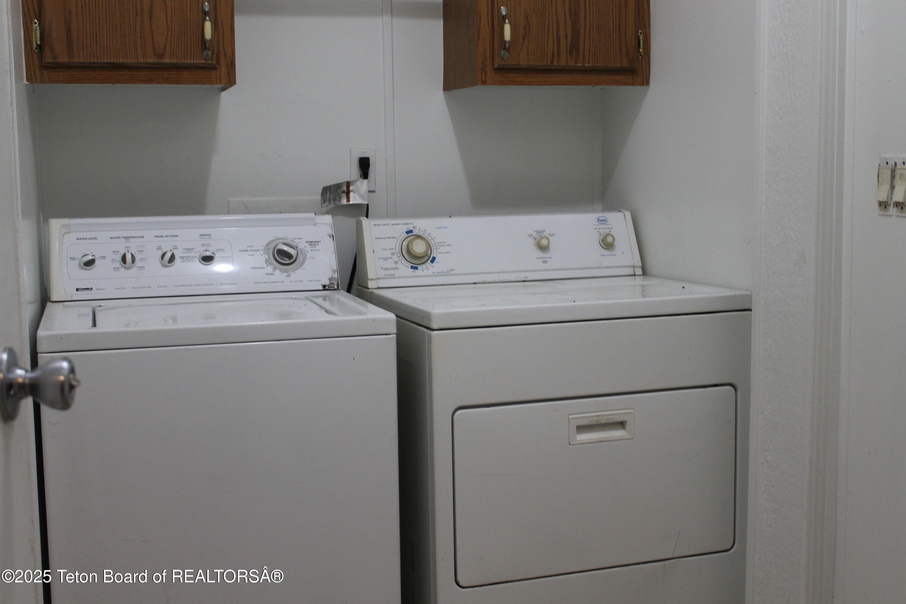 712 East 1st Street Marbleton, WY 83113 - Photo 7 of 29 IMG_4990