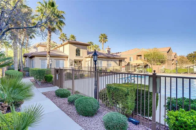 $273,000 | 3915 Palm Beach Street, Unit 201, Las Vegas, NV 89129
