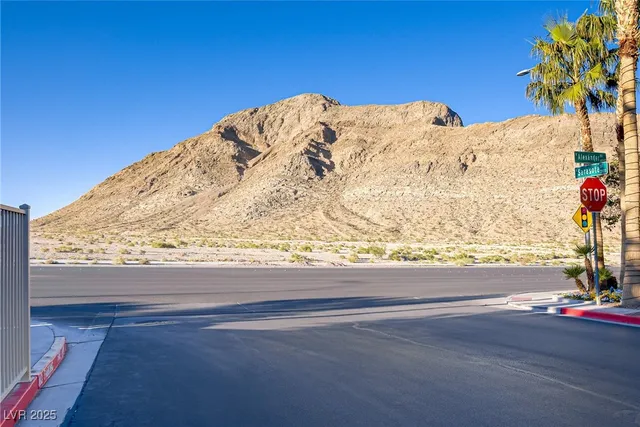 $273,000 | 3915 Palm Beach Street, Unit 201, Las Vegas, NV 89129