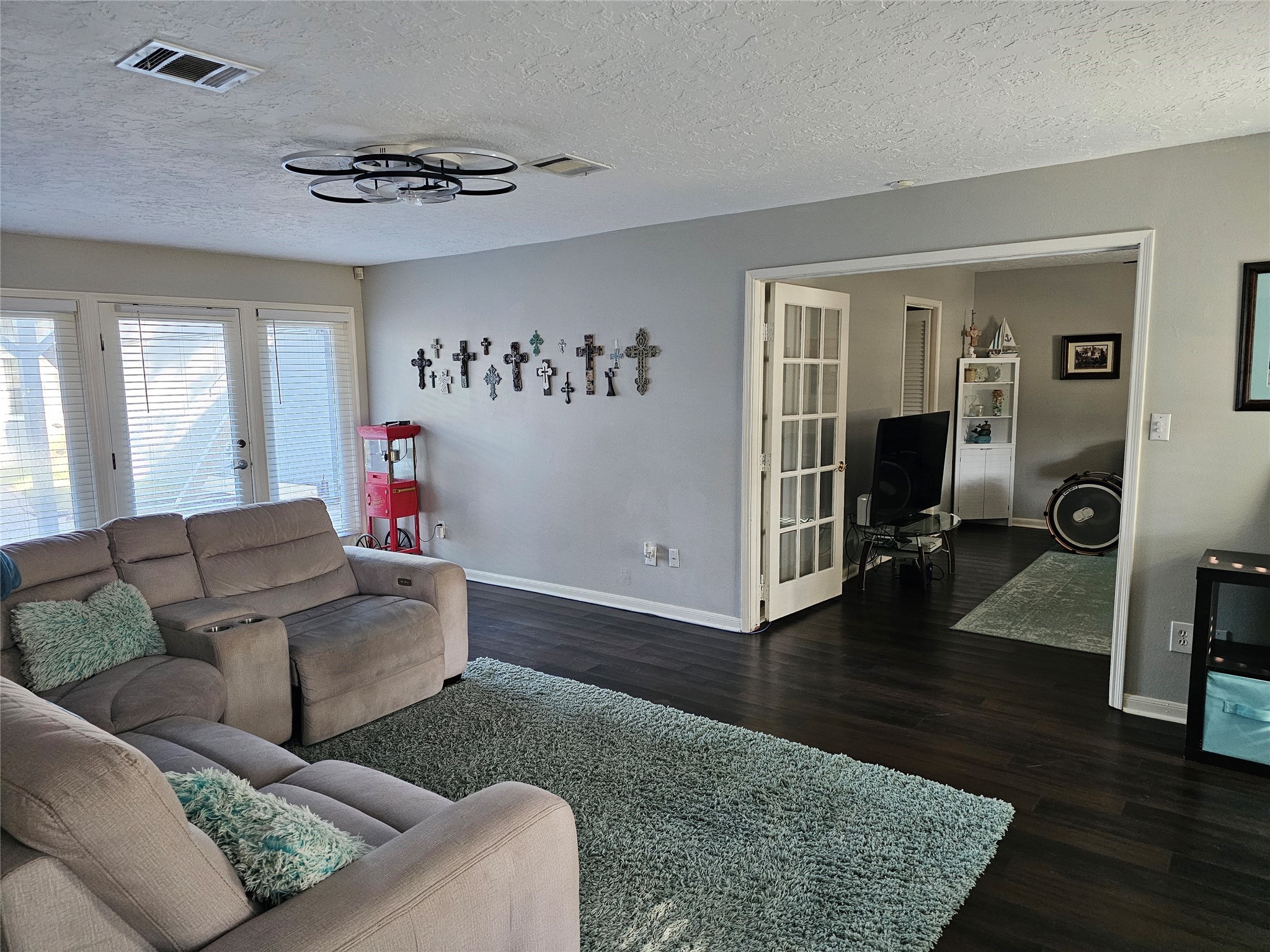 14822 Cedar Point Drive Houston, TX 77070 - Photo 9 of 37