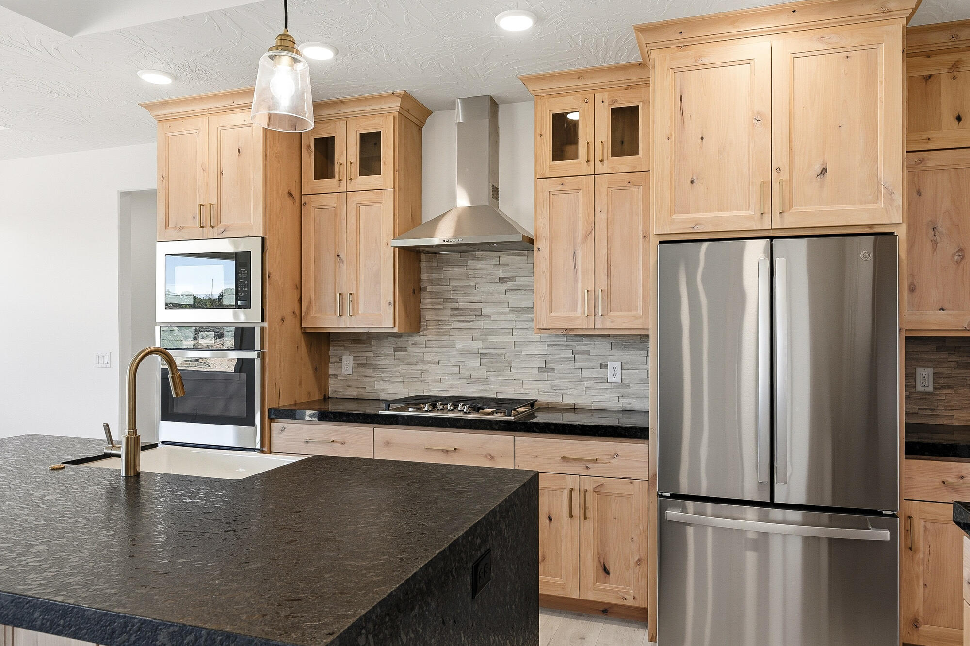 4192 West Midvalley Road Cedar City, UT 84721 - Photo 13 of 59 4192 W Midvalley Updates-18