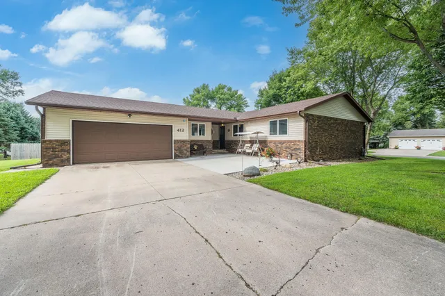 $217,900 | 412 Linda Street, Jackson, MN 56143