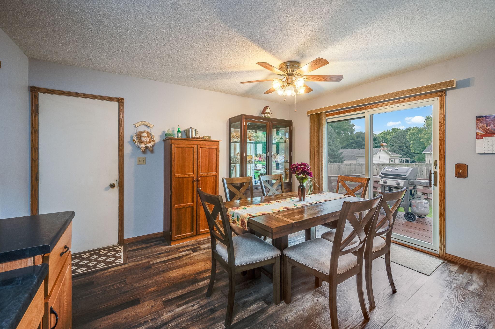 412 Linda Street Jackson, MN 56143 - Photo 8 of 29