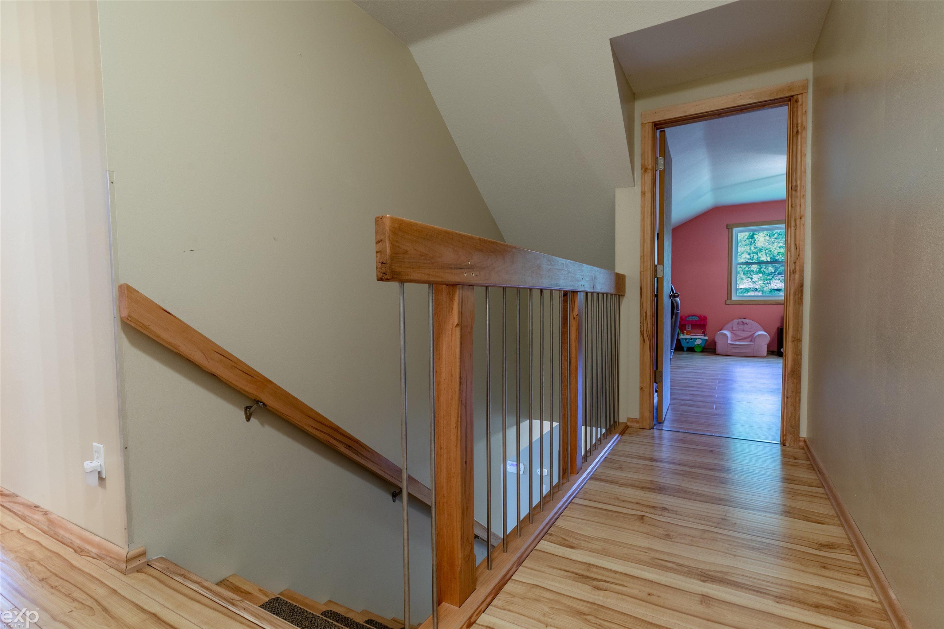 8128 Wiseman Road Lambertville, MI 48144 - Photo 23 of 41 50149023-998b8e0c-80b1-428b-9dc0-d042f2ba9103.JPG